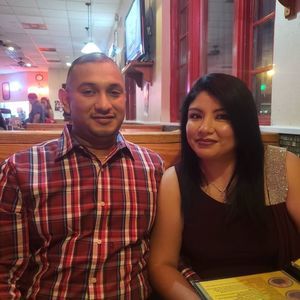 Meet your Posher, Idania